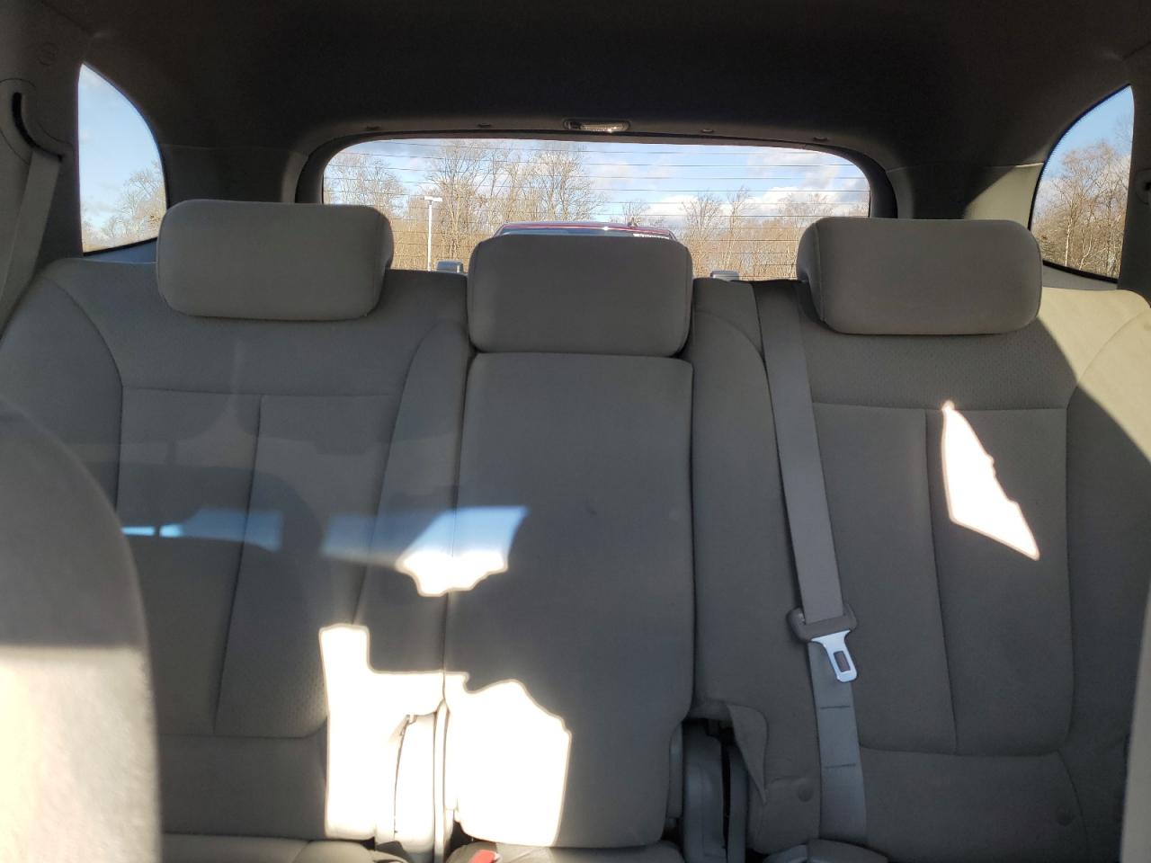 2009 HYUNDAI SANTA FE WHITE - Image 10