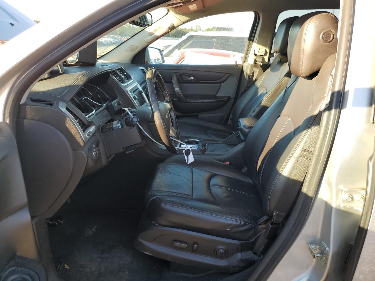 2017 GMC Acadia - Image 7
