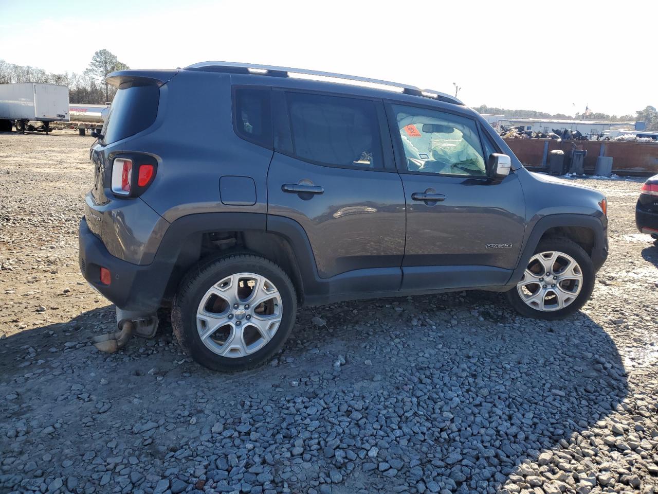 2016 JEEP RENEGADE - Image 3