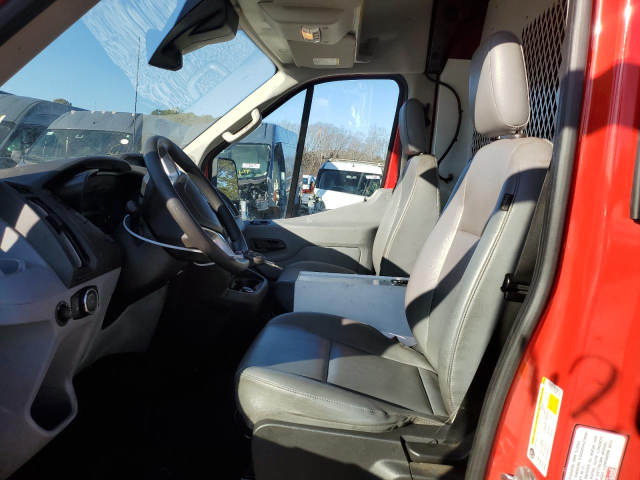 2019 FORD TRANSIT RED - Image 7