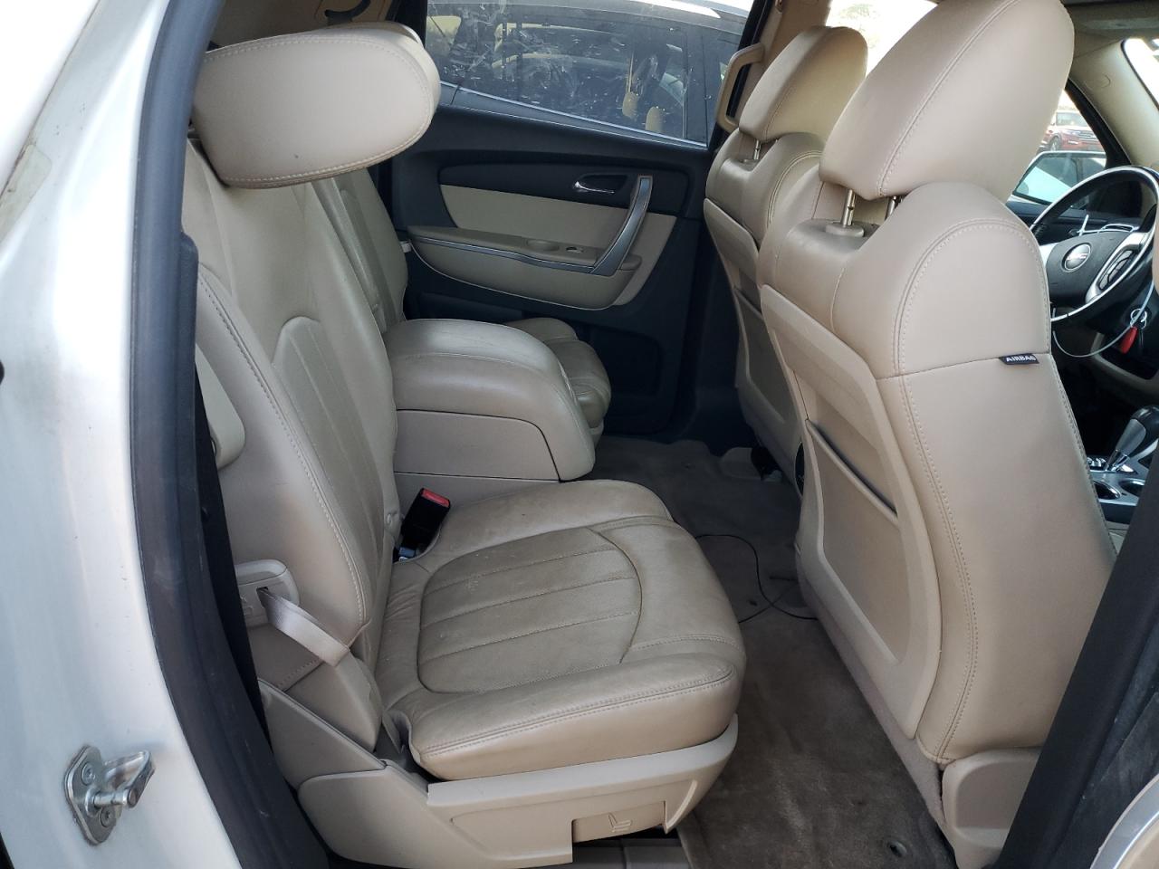 2011 GMC ACADIA WHITE - Image 11
