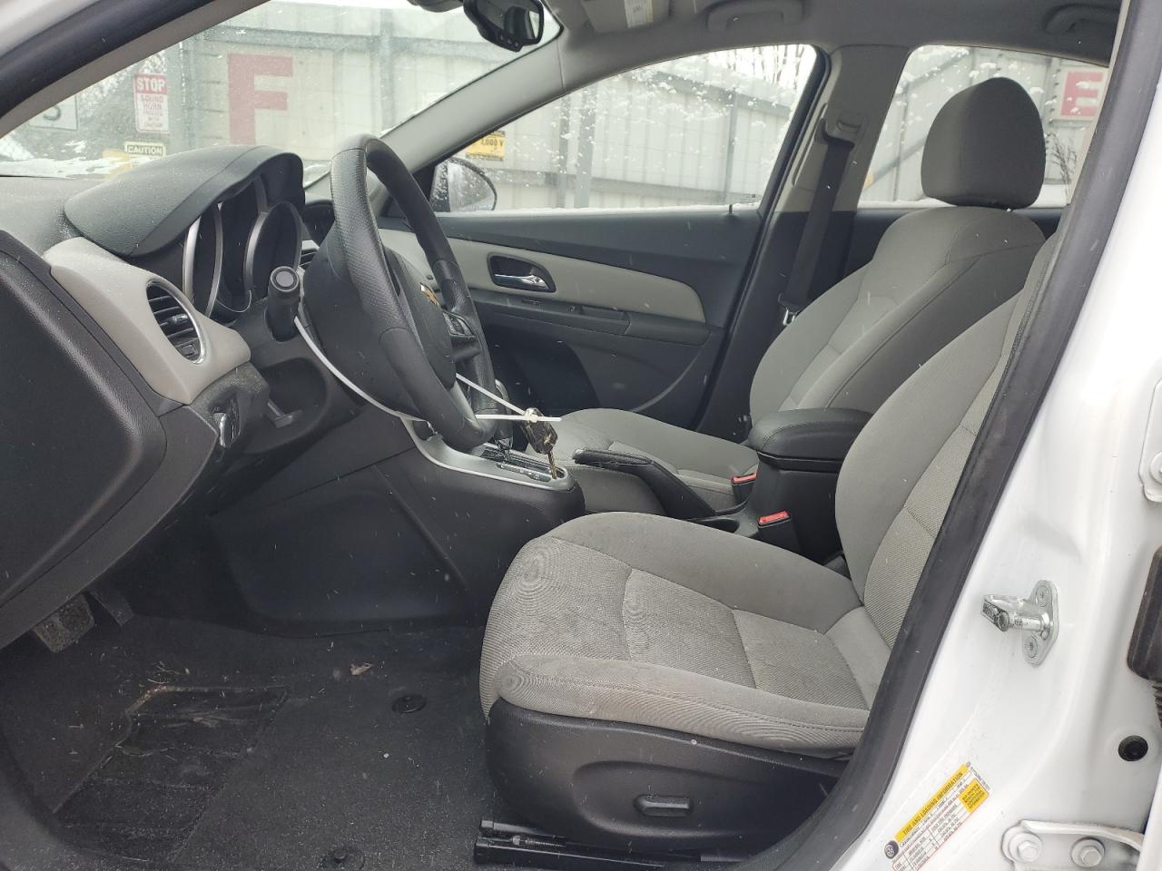 2015 Chevrolet Cruze - Image 7