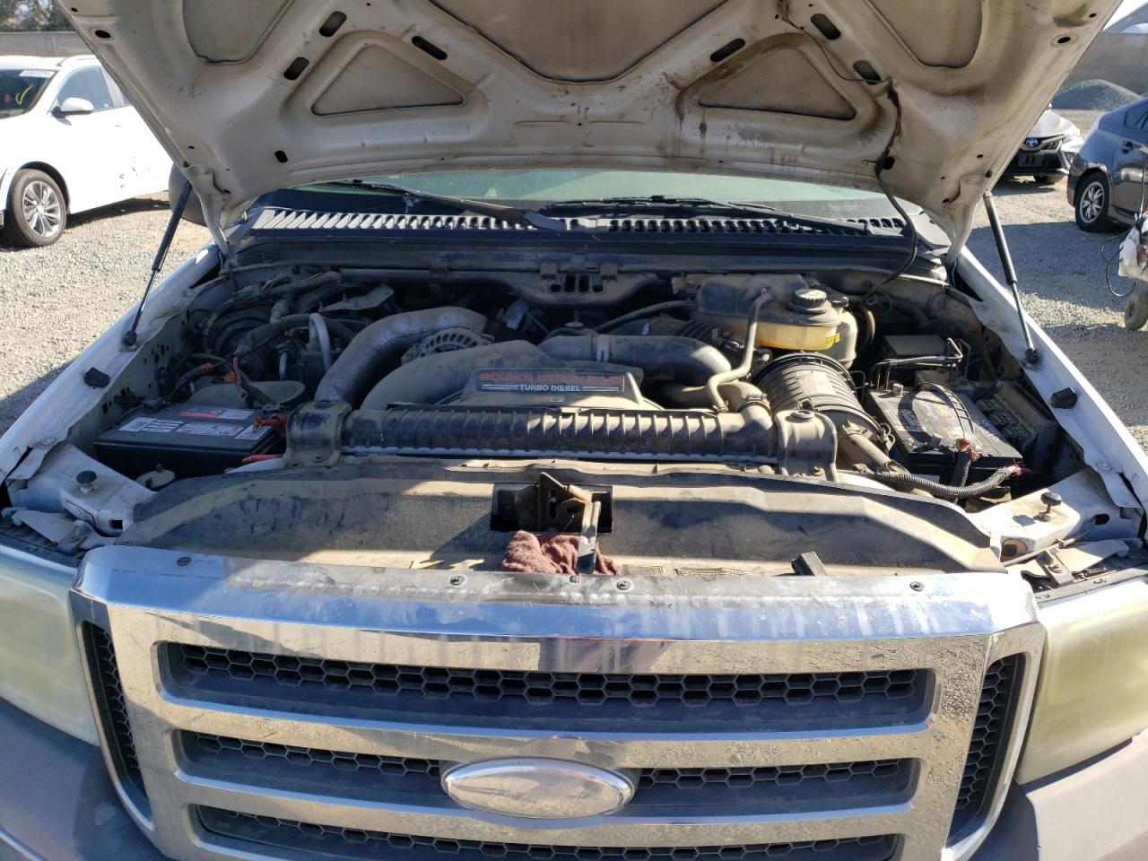 2005 FORD F250 - Image 11