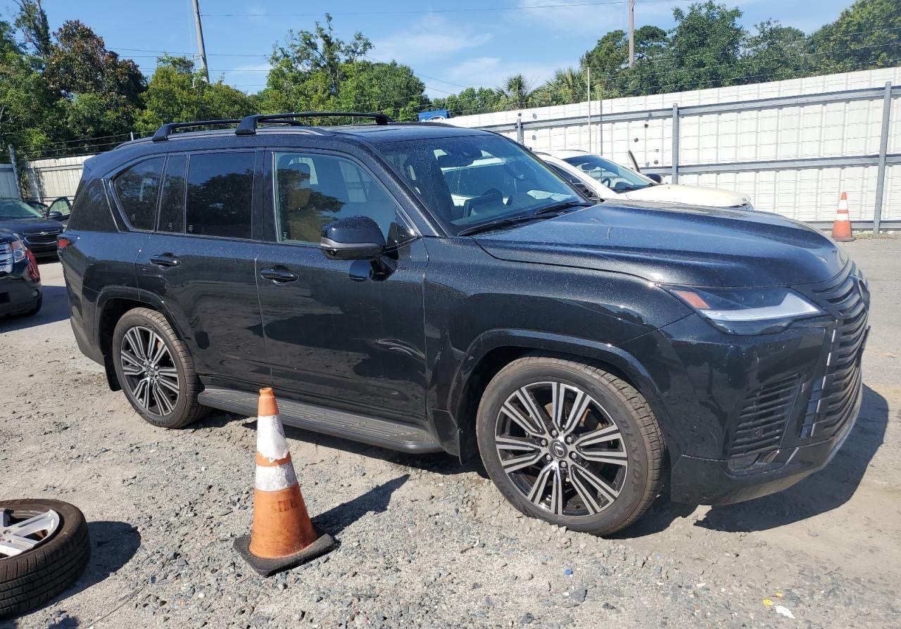 2025 Lexus LX600 - Image 2