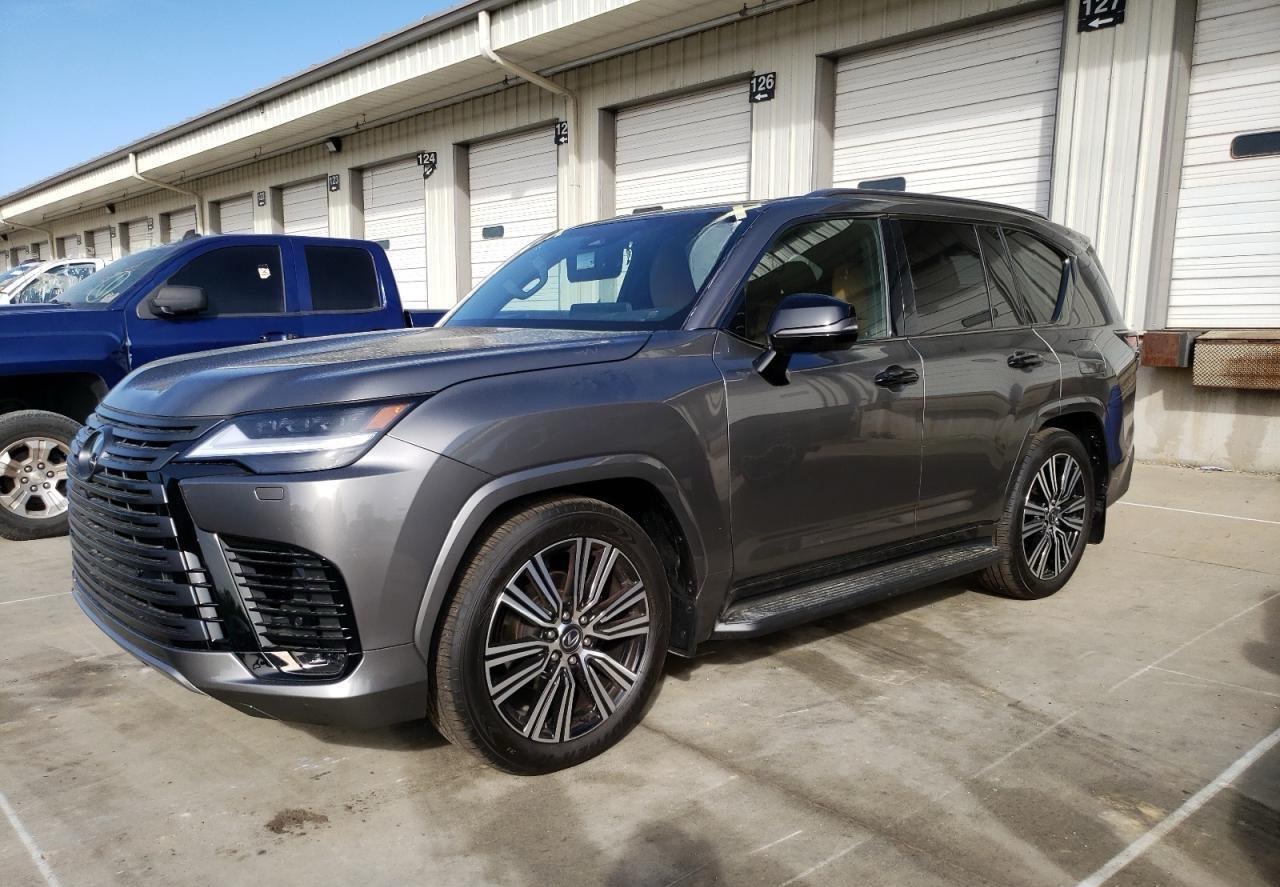 Lexus LX600
