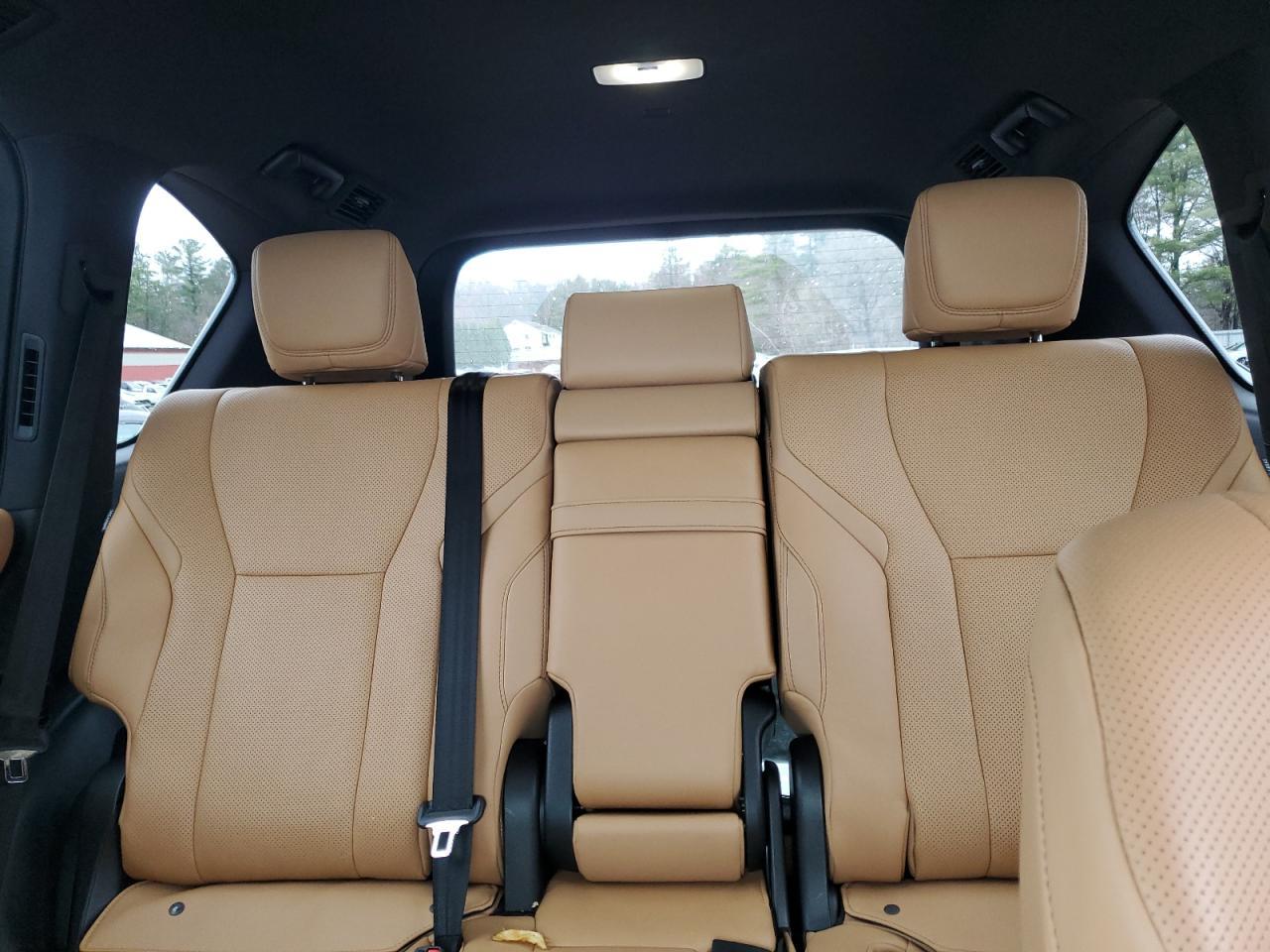 2025 Lexus LX600 - Image 6