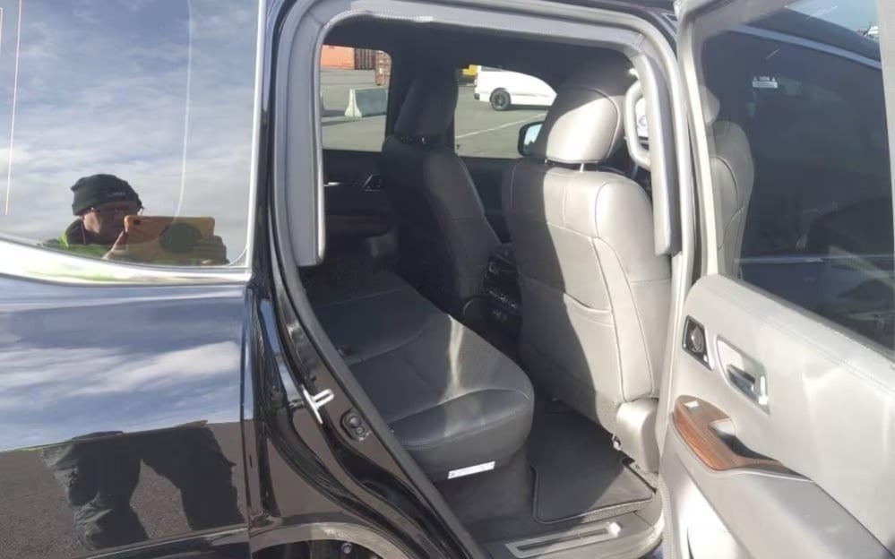 2025 Toyota Land Cruiser - Image 6