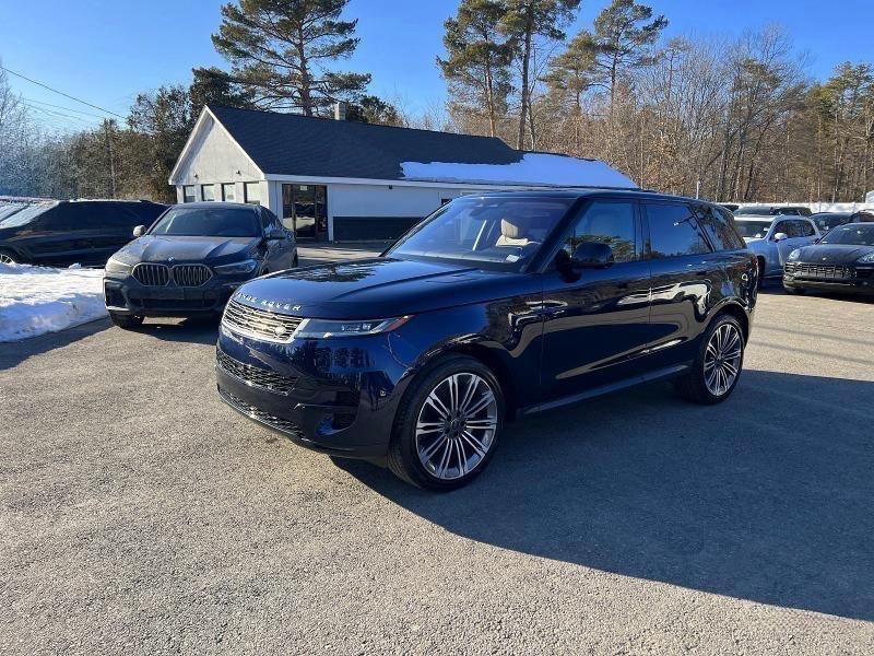 2025 Land Rover Range Rover Sport - Image 2