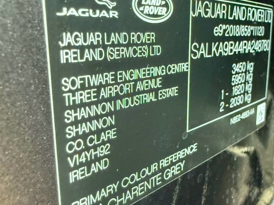 2024 Land Rover Range Rover Vogue - Image 10