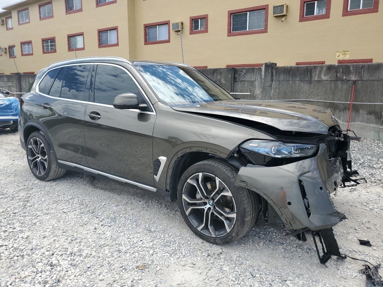 2025 BMW X5 xDrive40i - Image 2