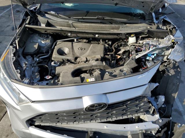 2019 Toyota RAV4 - Image 12