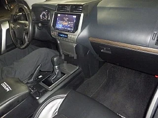 2021 Toyota Land Cruiser Prado - Image 6