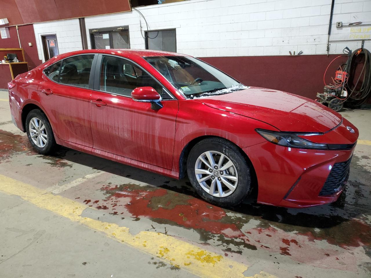 2025 TOYOTA CAMRY XSE - Image 4