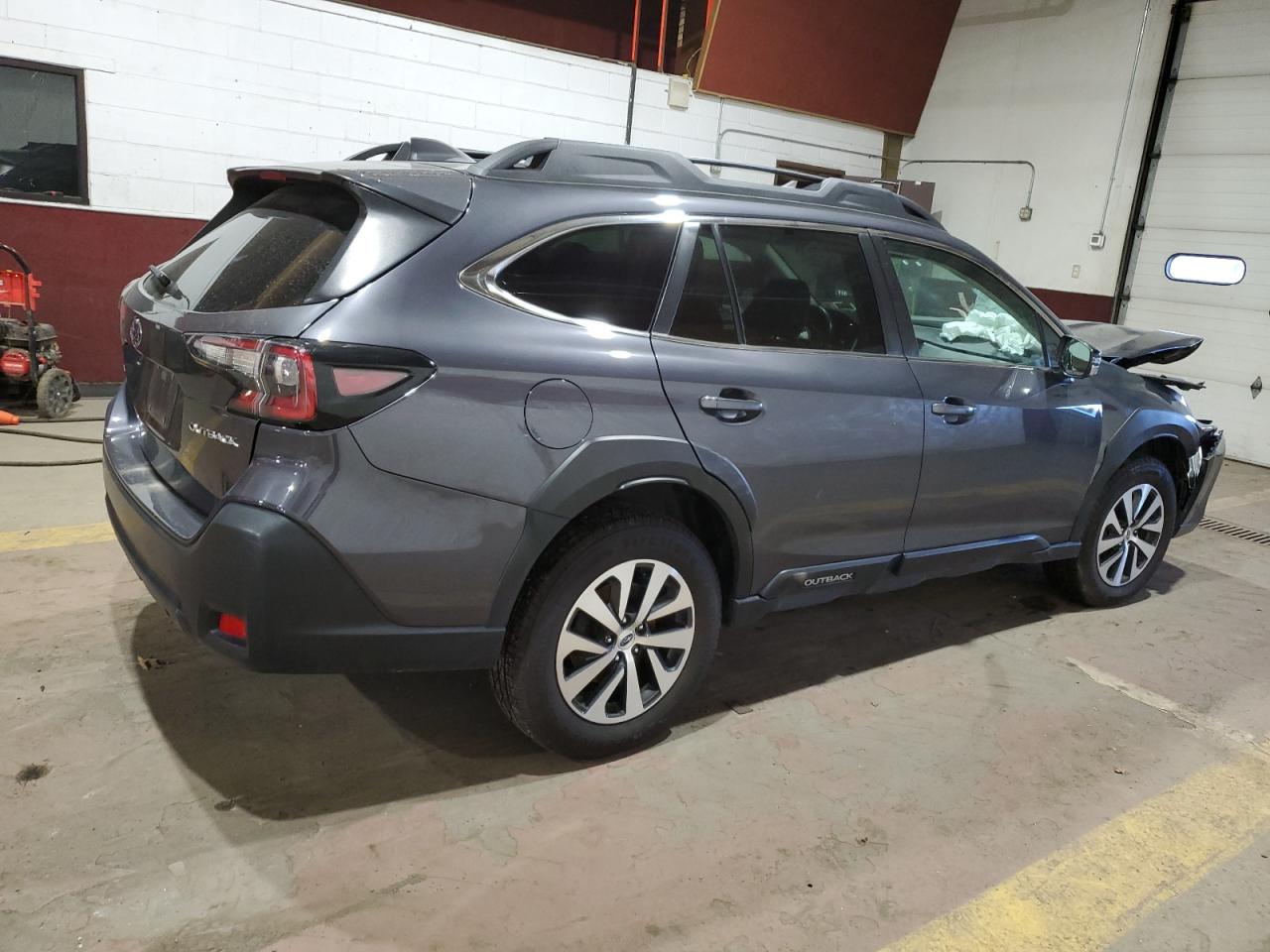 2023 SUBARU OUTBACK - Image 3