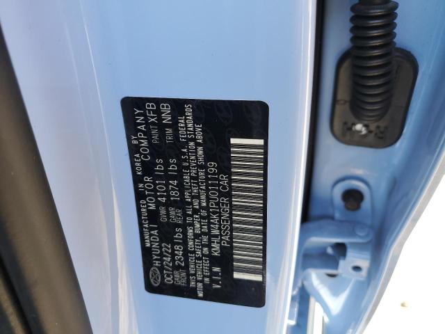 2023 Hyundai Elantra - Image 12