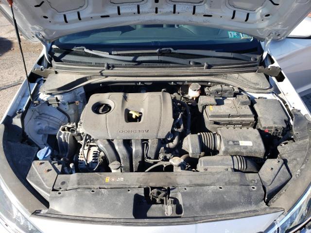 2019 Hyundai Elantra - Image 11