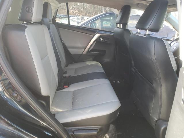 2018 Toyota RAV4 - Image 10