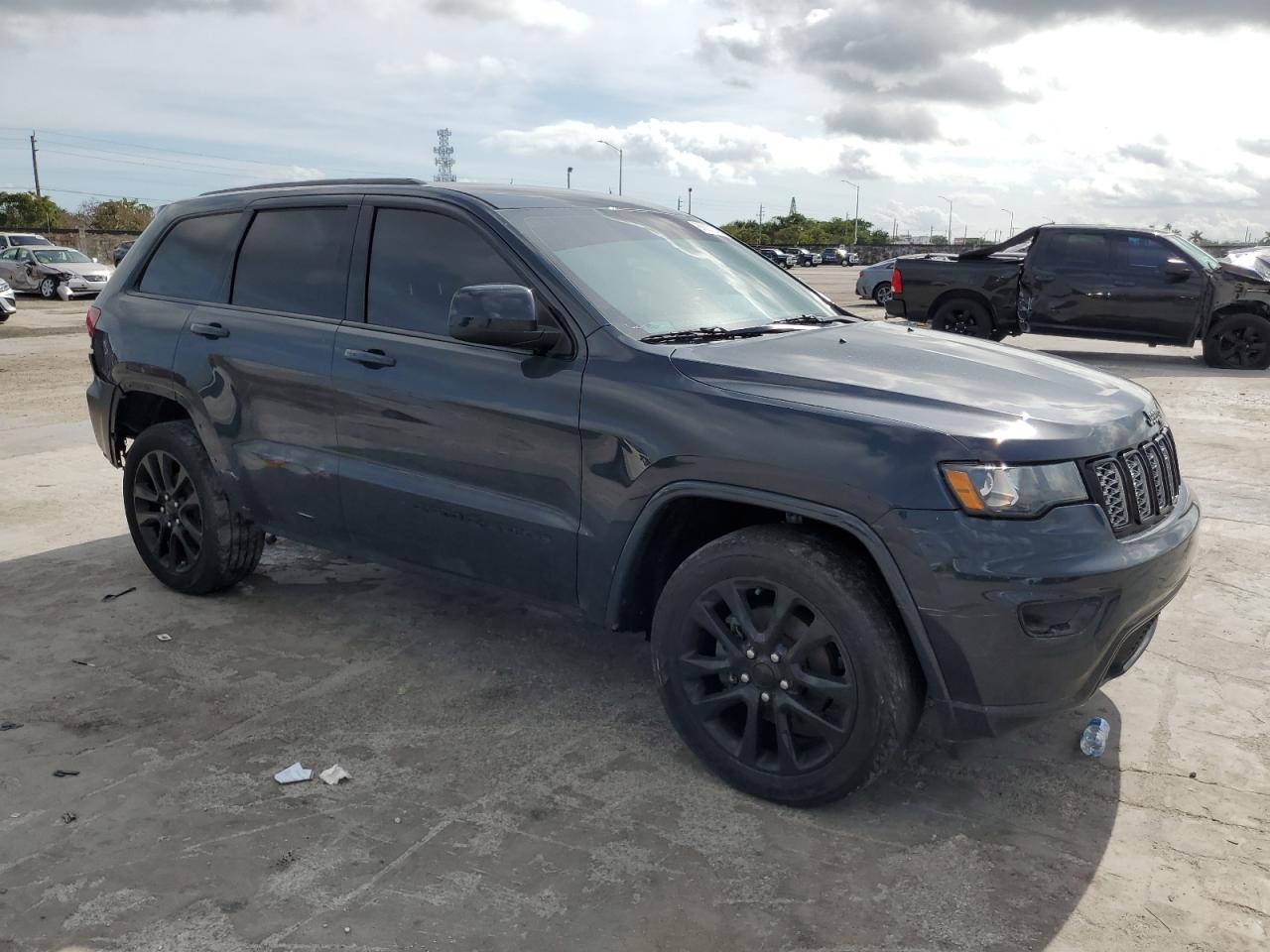 2018 JEEP GRAND CHER - Image 4
