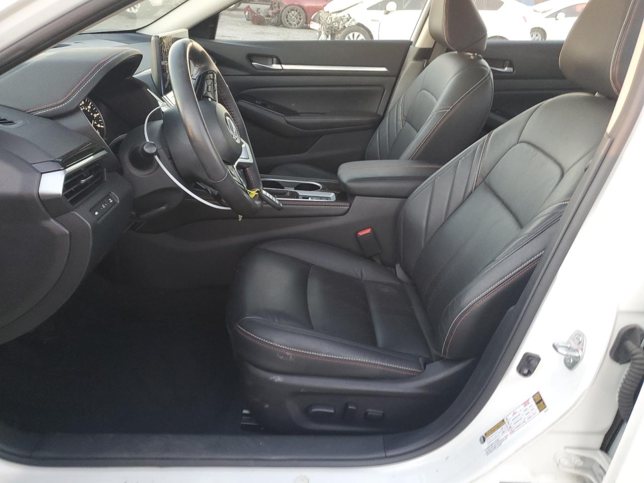 2024 Nissan Altima - Image 7