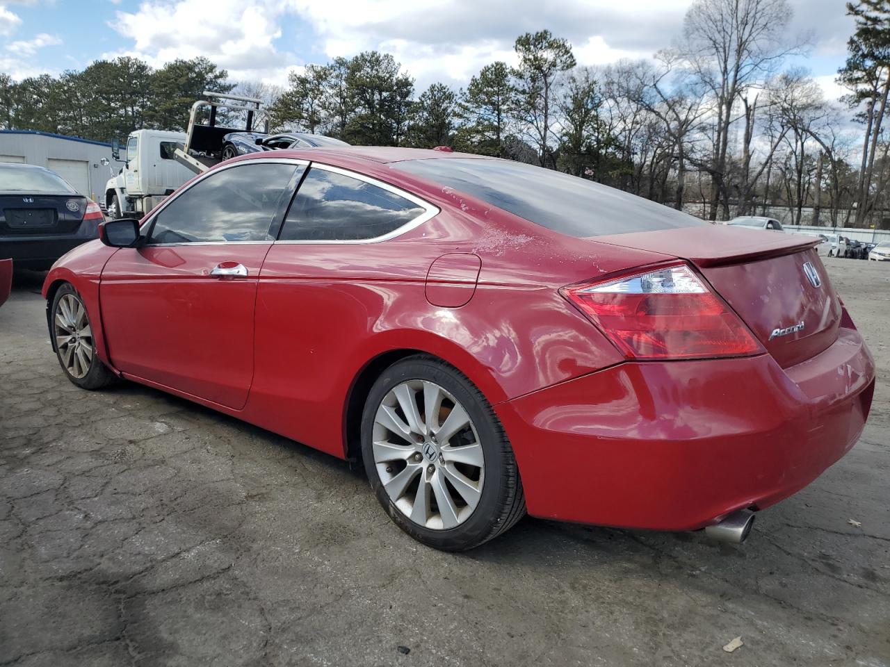 2009 Honda Accord - Image 2
