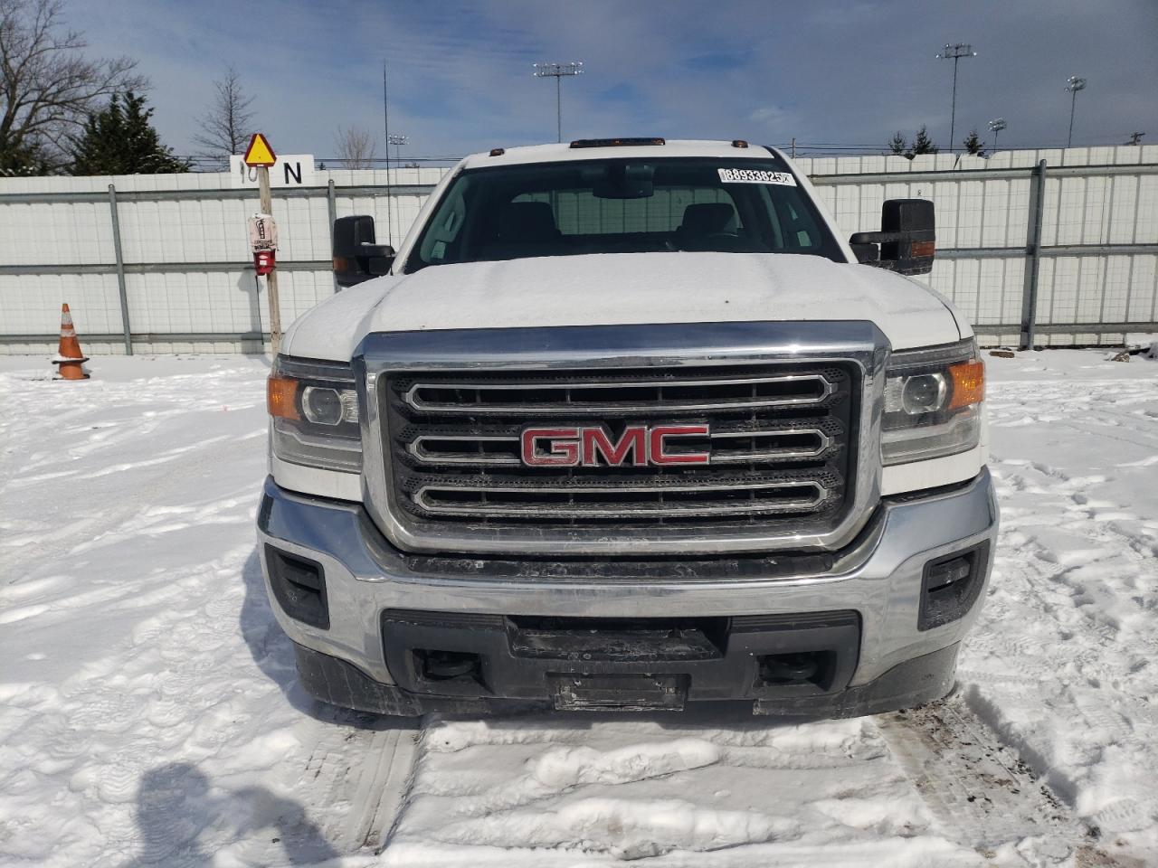 2019 GMC SIERRA WHITE - Image 5