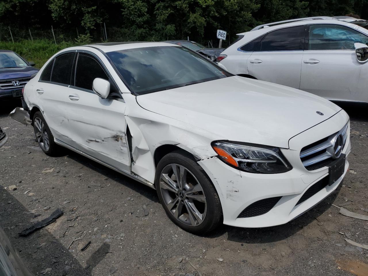 2019 MERCEDES-BENZ C-CLASS WHITE - Image 4