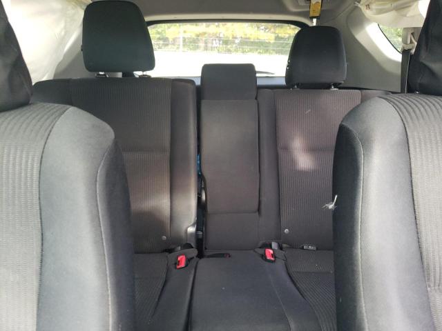 2015 Toyota RAV4 - Image 10