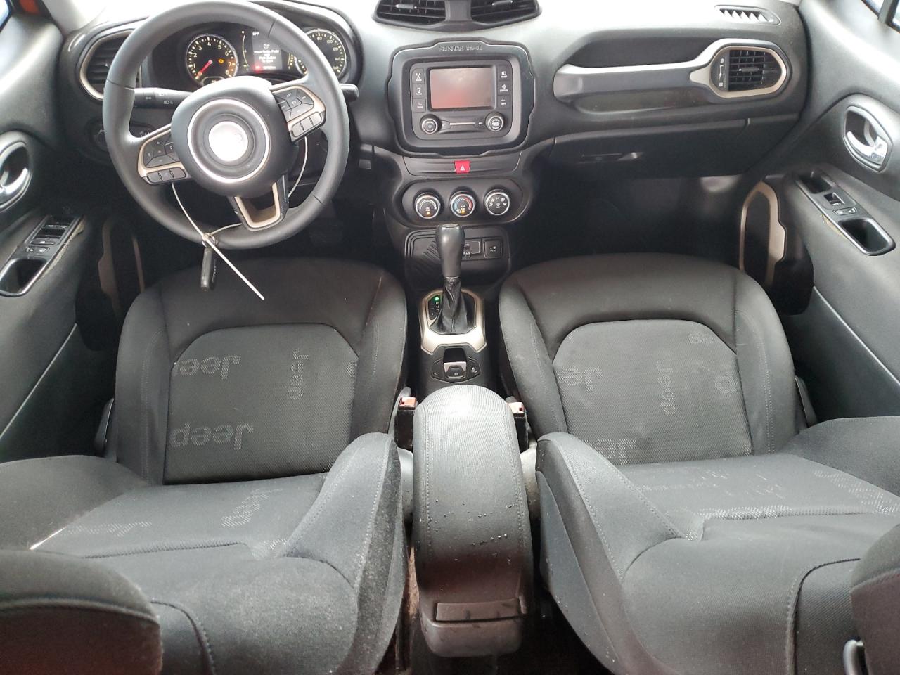 2016 Jeep Renegade - Image 8