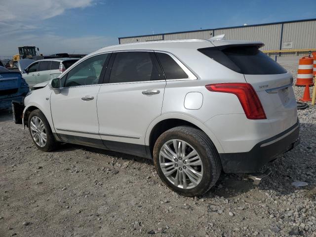 2018 Cadillac XT5 - Image 2