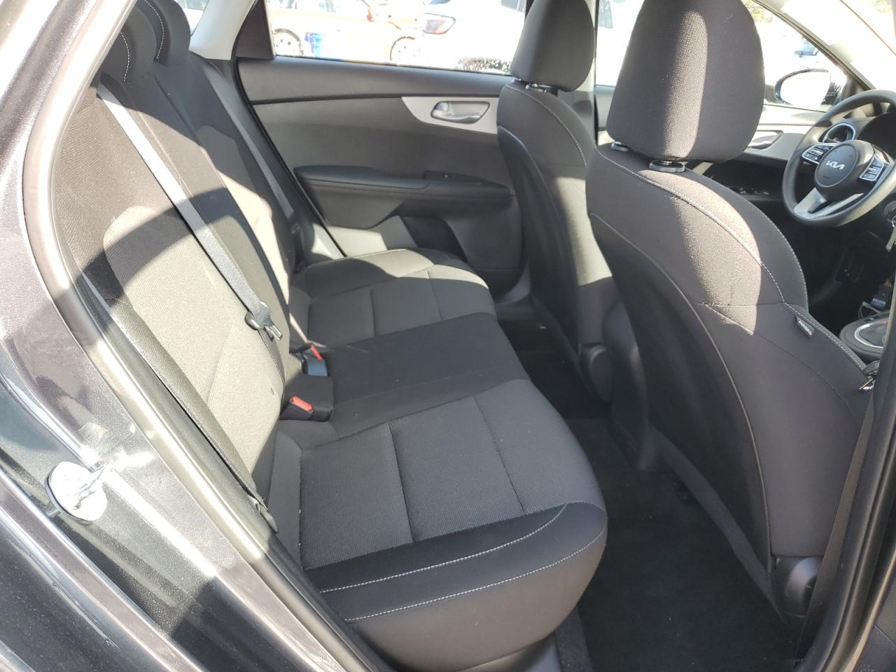 2023 Kia Forte - Image 10