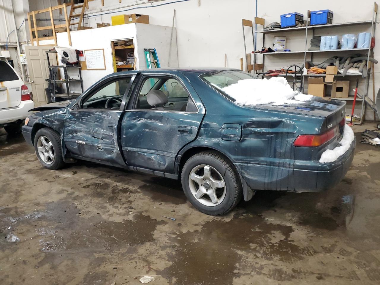 1998 TOYOTA CAMRY GREEN - Image 2