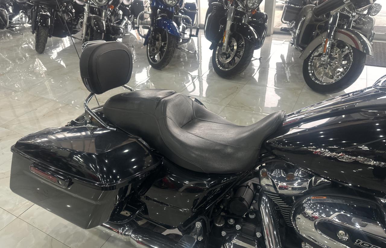 2019 HARLEY-DAVIDSON FL BLACK - Image 6