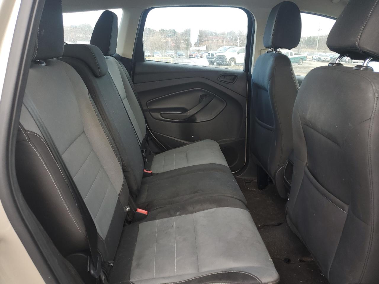 2017 FORD ESCAPE BEIGE - Image 11