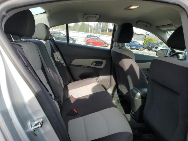 2015 Chevrolet CRUZE - Image 10