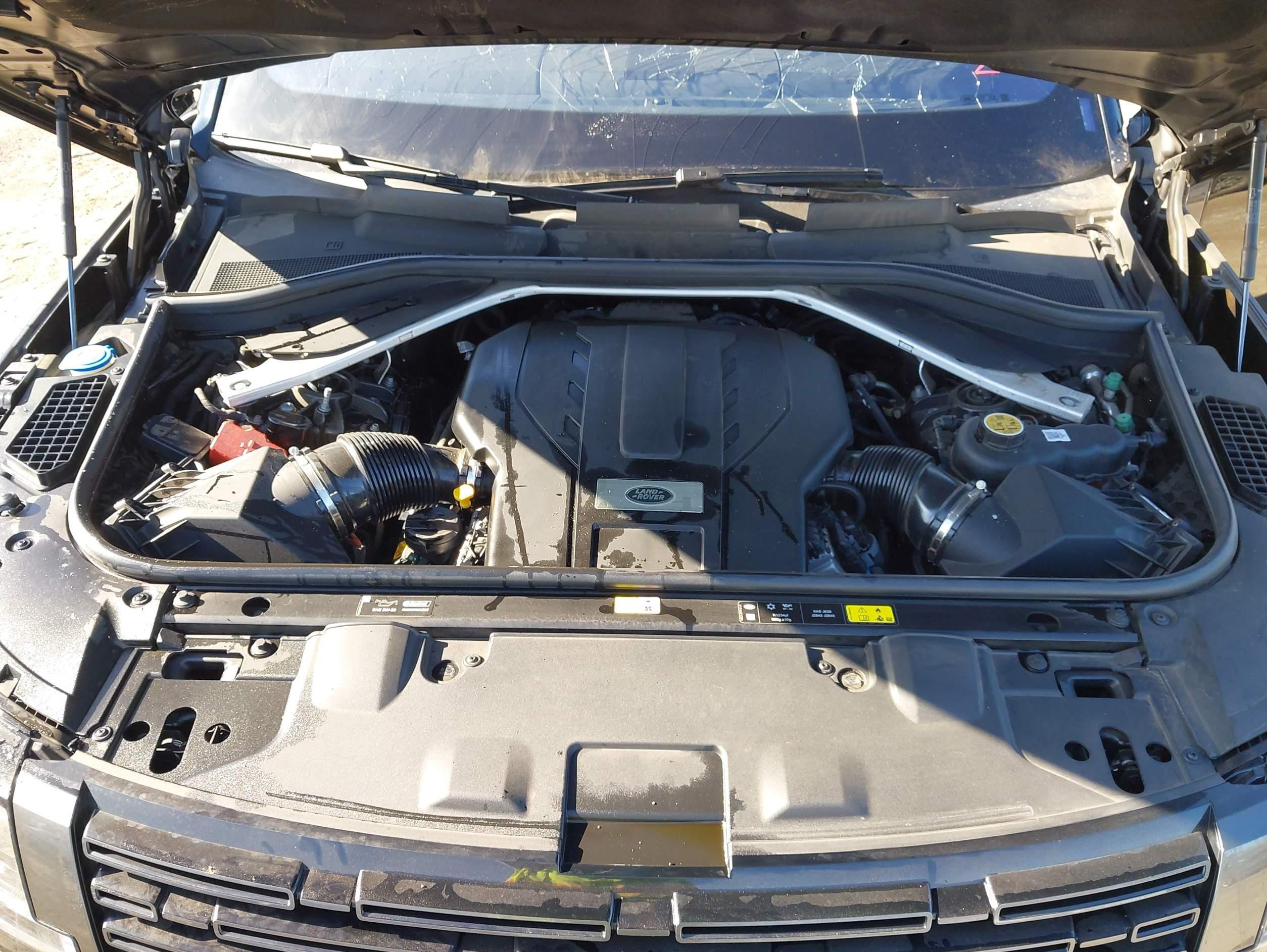 2024 Land Rover Range Rover Vogue - Image 8