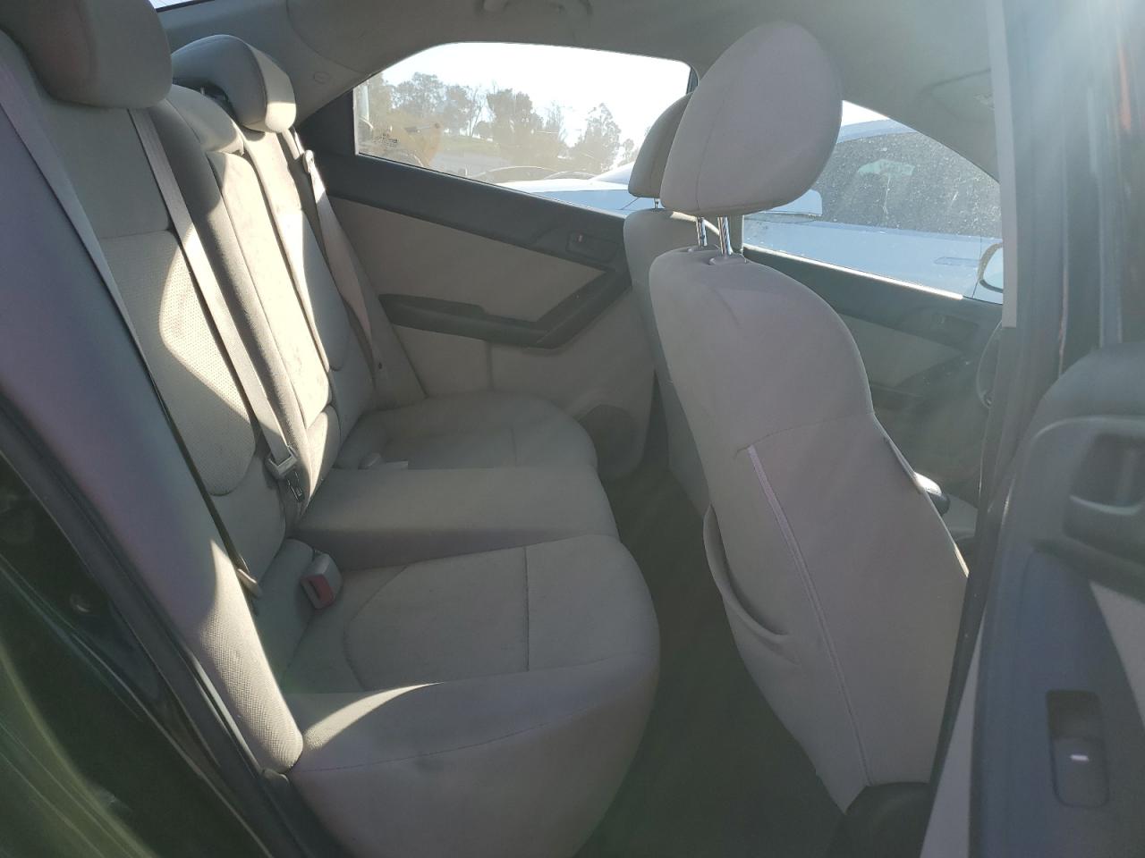 2011 KIA FORTE BLACK - Image 10