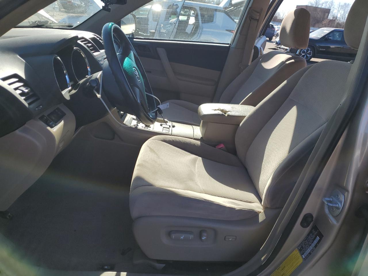 2008 TOYOTA HIGHLANDER GOLD - Image 7