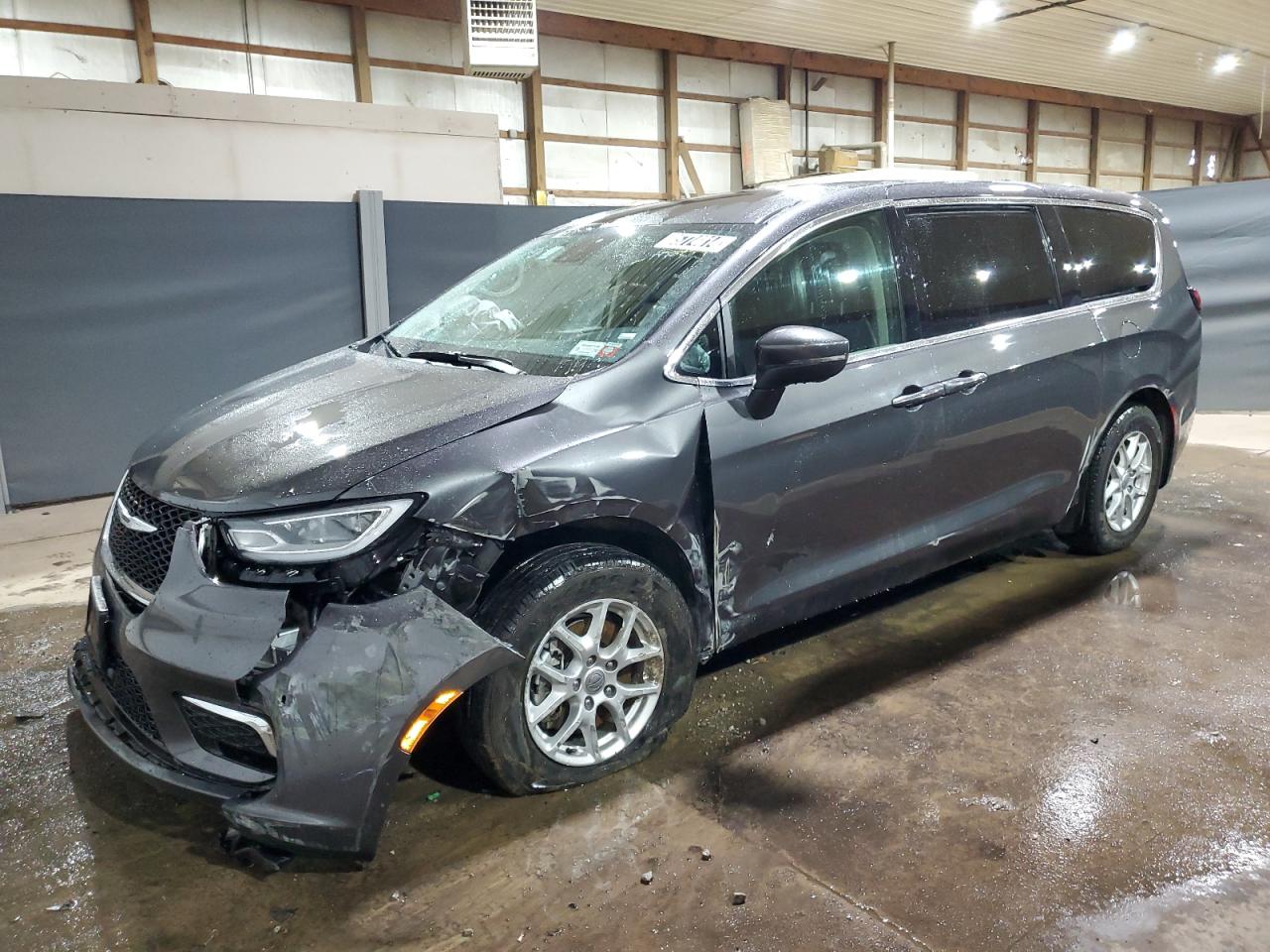 CHRYSLER PACIFICA