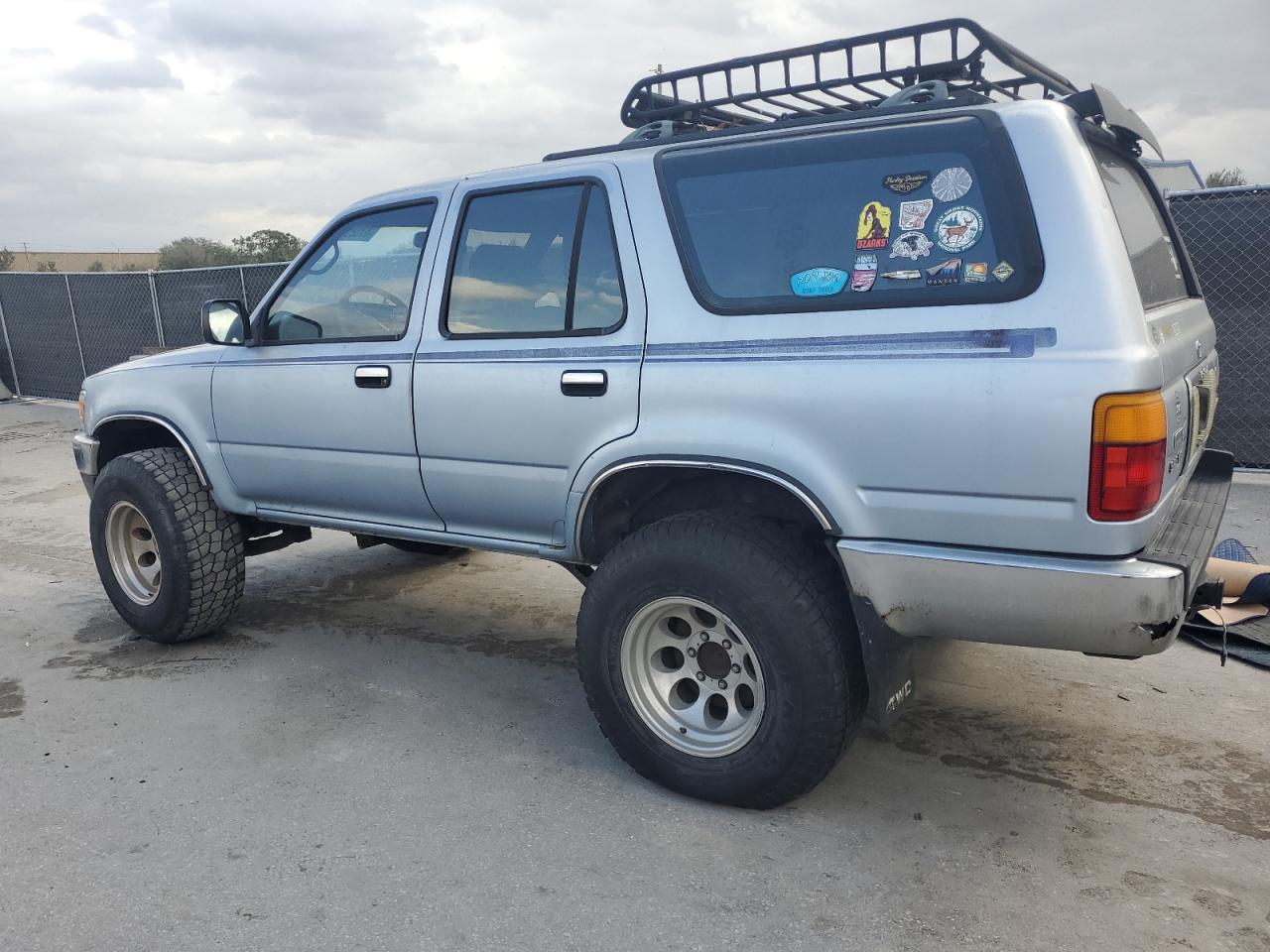 1995 TOYOTA 4RUNNER BLUE - Image 2