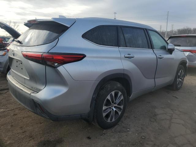 2022 Toyota HIGHLANDER - Image 3