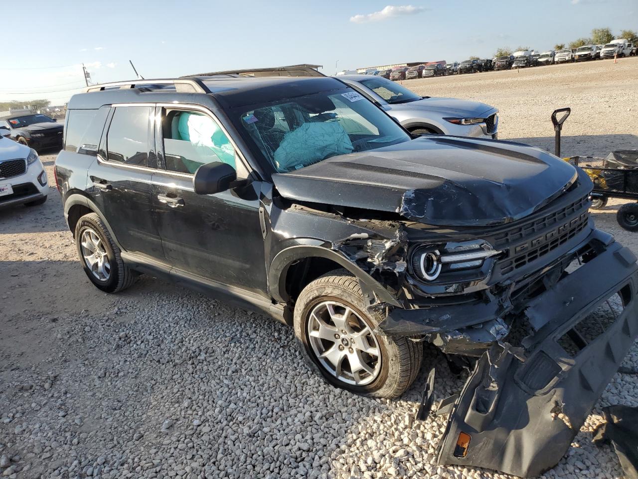 2022 FORD BRONCO BLACK - Image 4