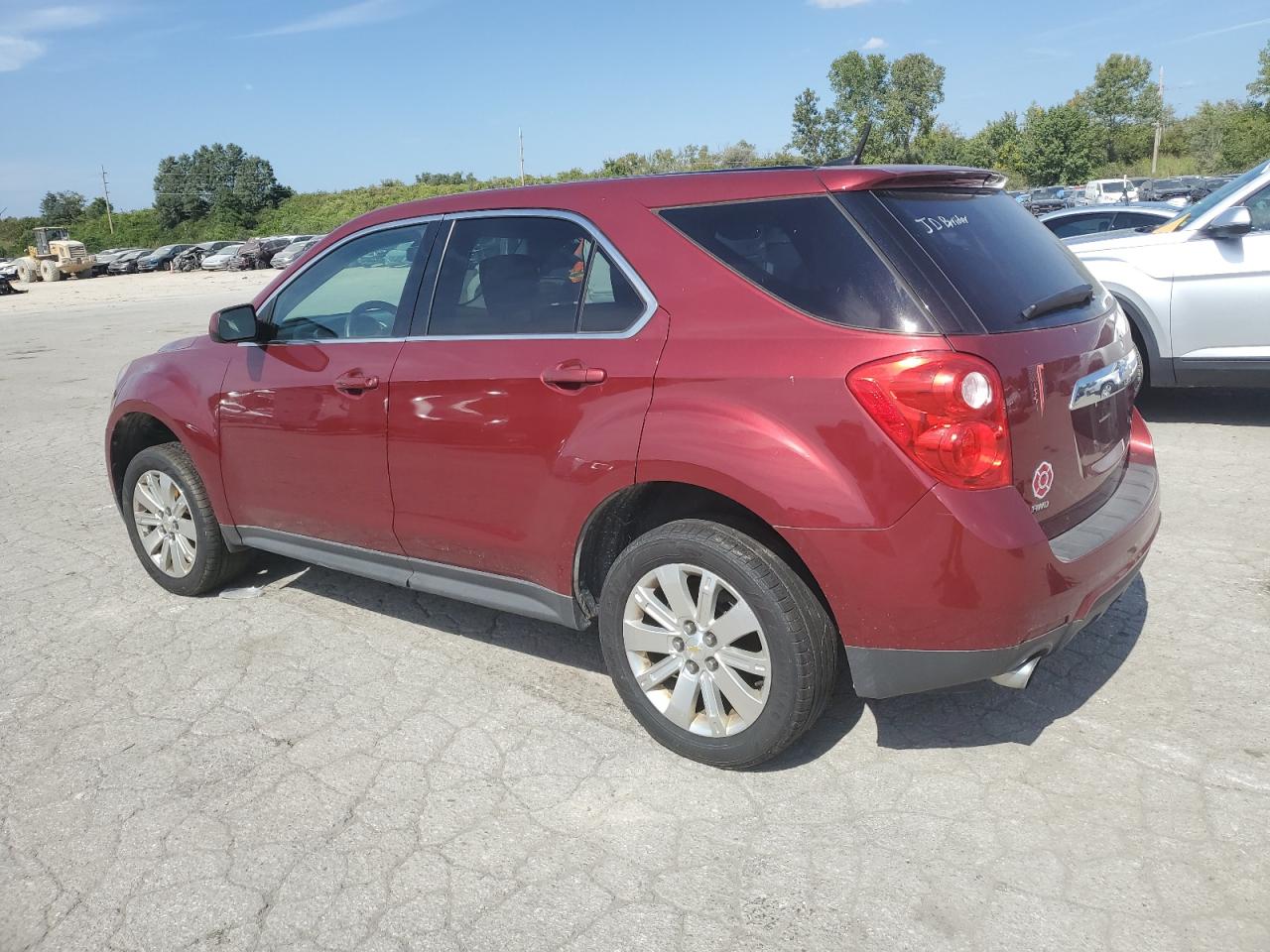 2010 Chevrolet Equinox - Image 2