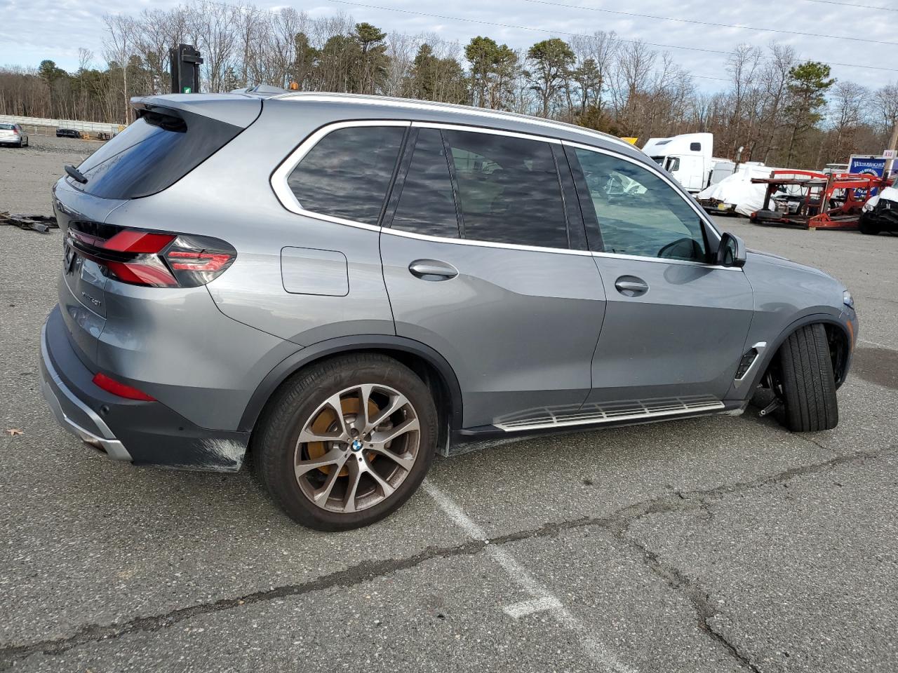 2024 BMW X5 - Image 3