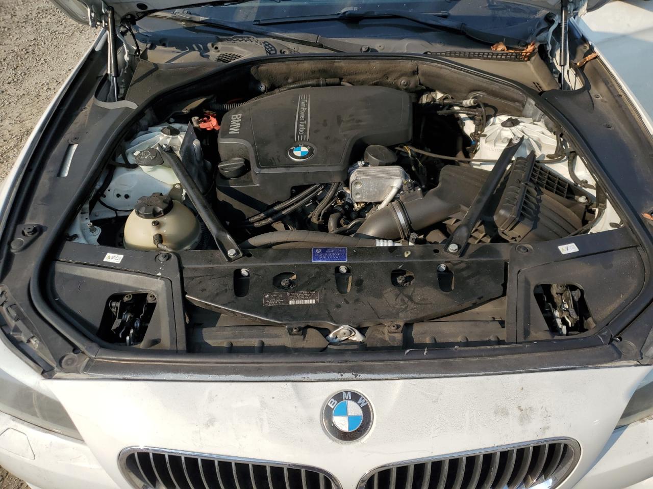 2013 BMW 5 SERIES WHITE - Image 11