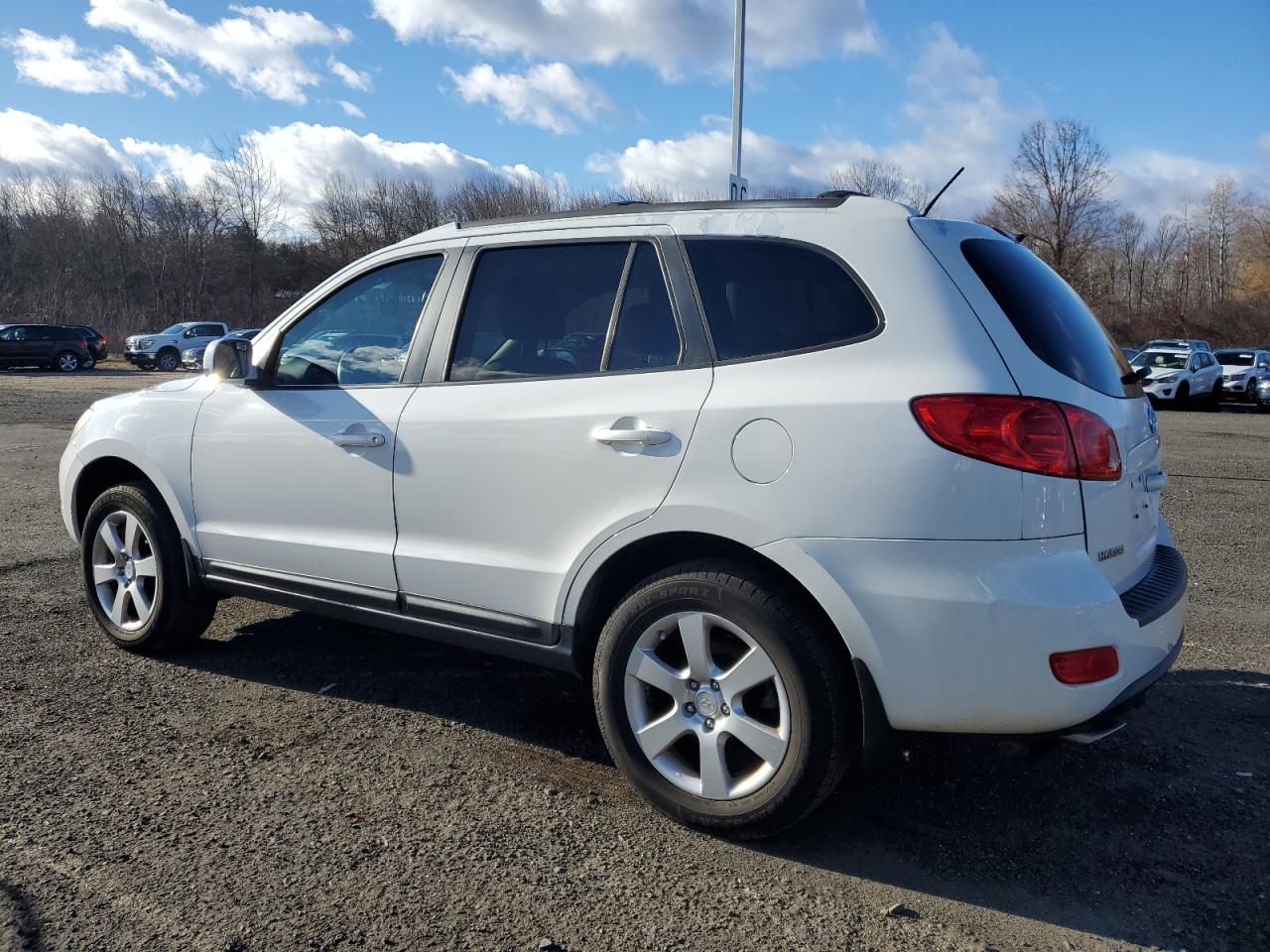2009 HYUNDAI SANTA FE WHITE - Image 2