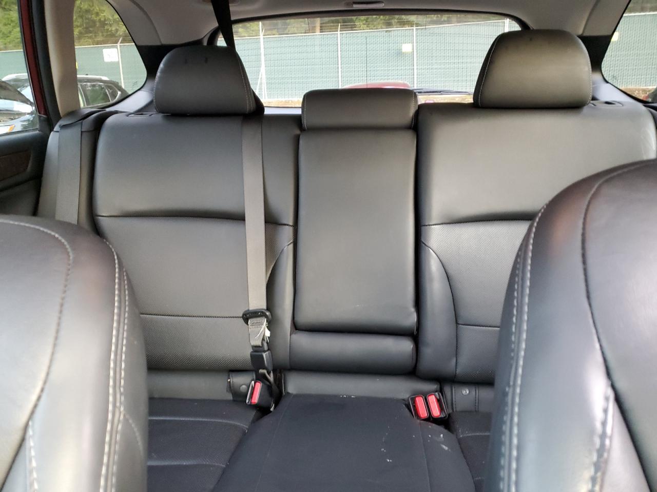 2015 SUBARU OUTBACK - Image 11