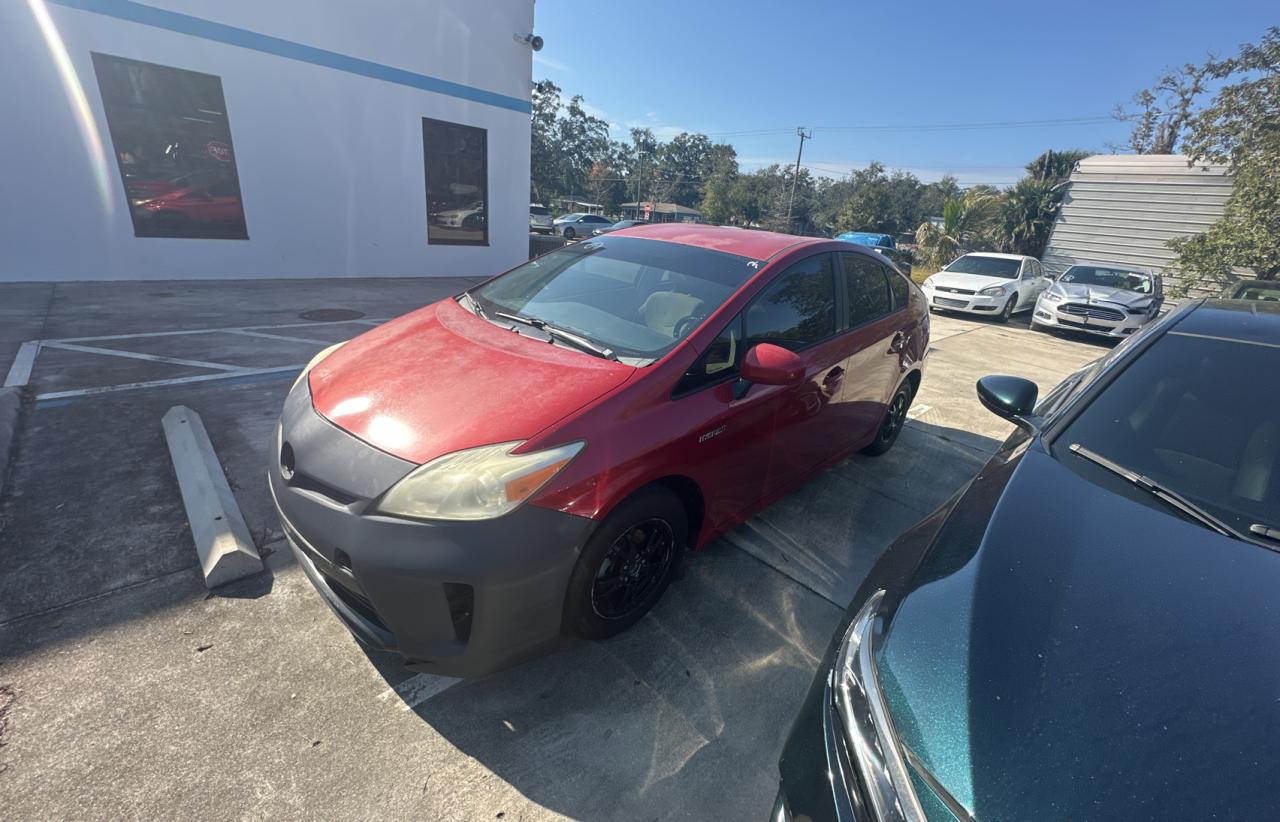 2015 TOYOTA PRIUS - Image 2