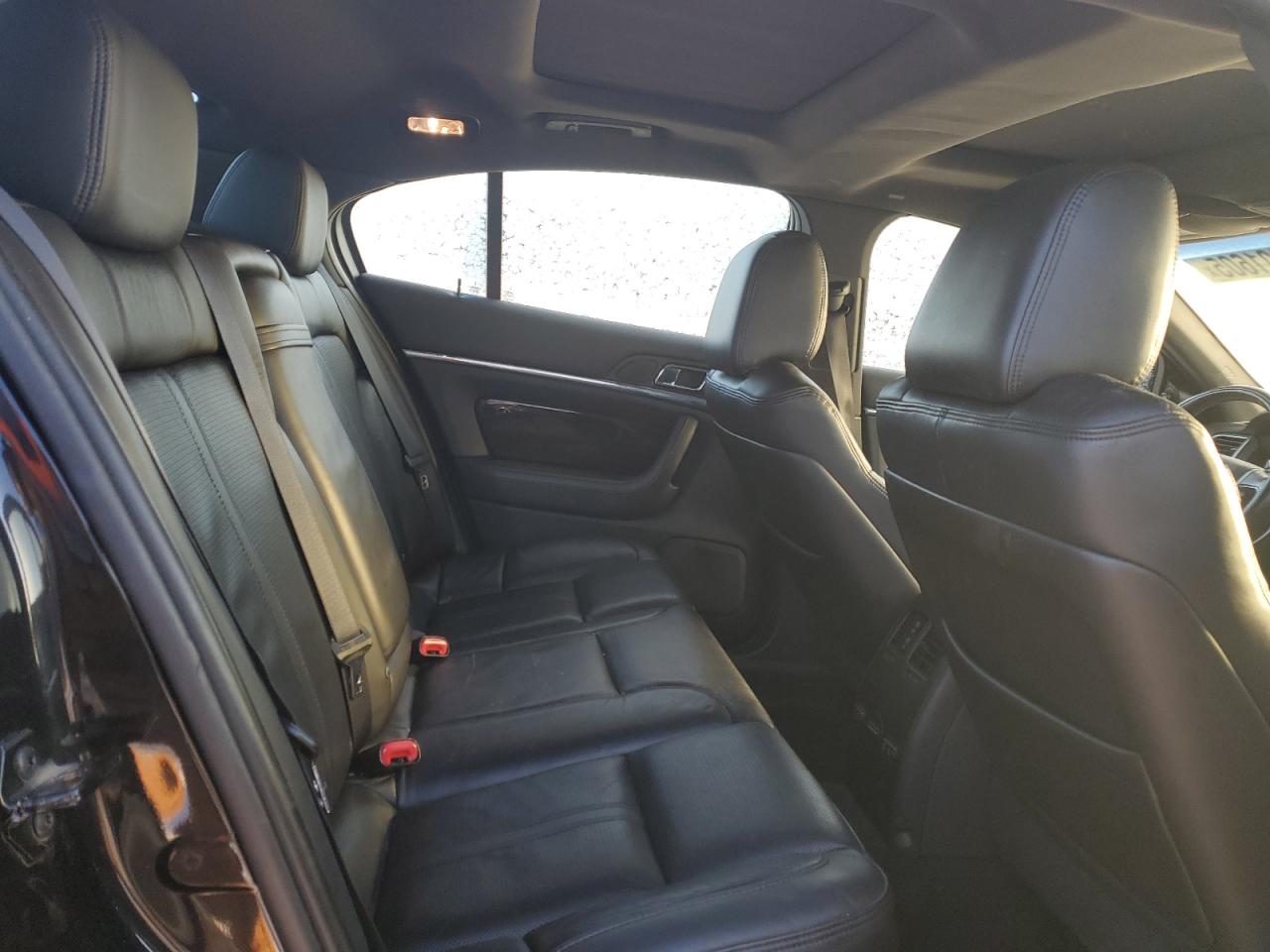2011 LINCOLN MKS - Image 10