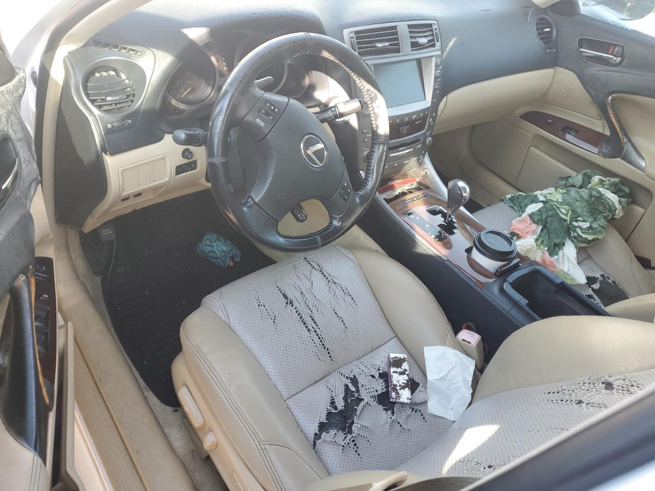 2007 LEXUS IS - Image 8