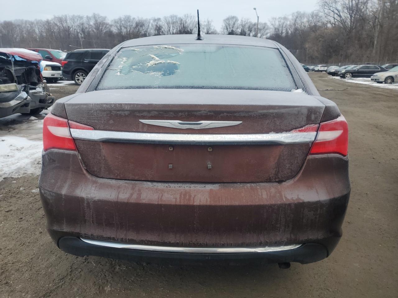 2012 CHRYSLER 200 - Image 6